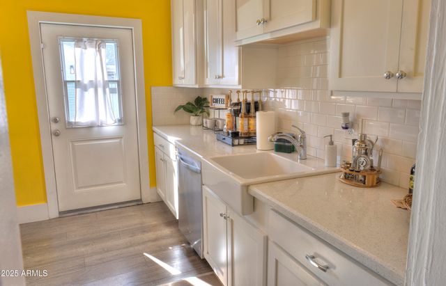 1522 E PIERCE Street, Phoenix, AZ 85006