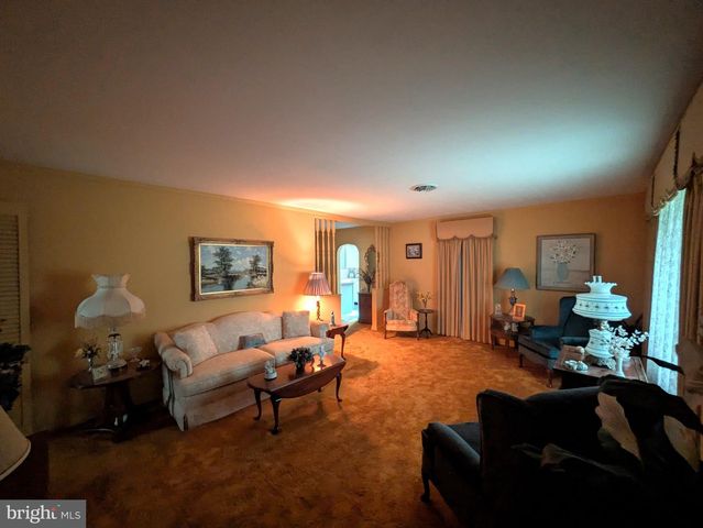 722 E IVY DR, Seaford, DE 19973