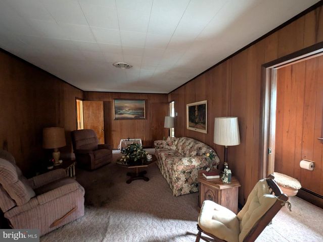 722 E IVY DR, Seaford, DE 19973