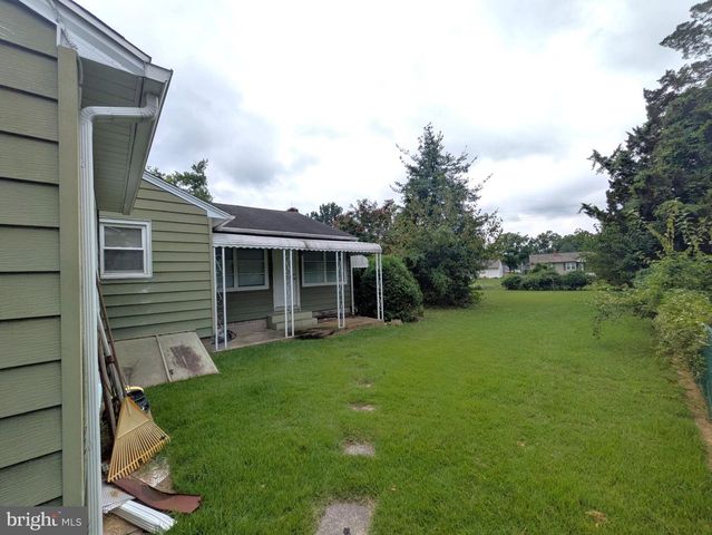 722 E IVY DR, Seaford, DE 19973