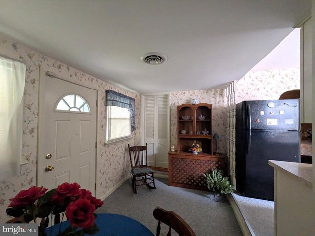 722 E IVY DR, Seaford, DE 19973