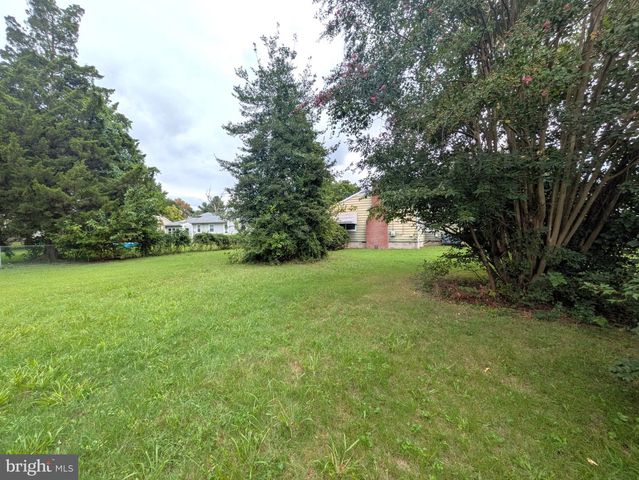 722 E IVY DR, Seaford, DE 19973