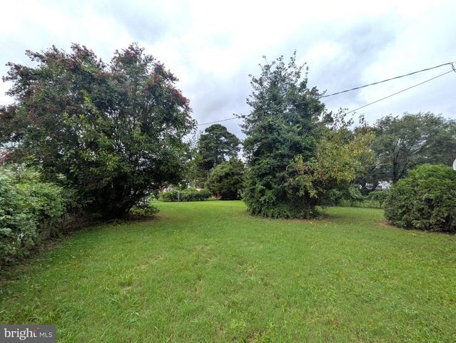 722 E IVY DR, Seaford, DE 19973