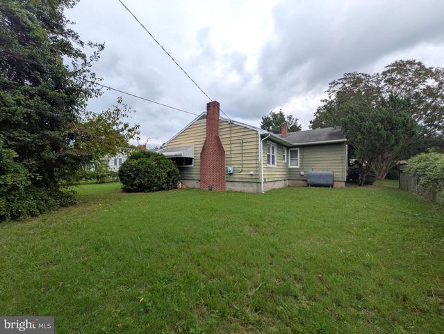 722 E IVY DR, Seaford, DE 19973