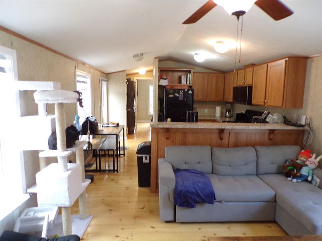 15 Pineland Park Road, Milton, NH 03851