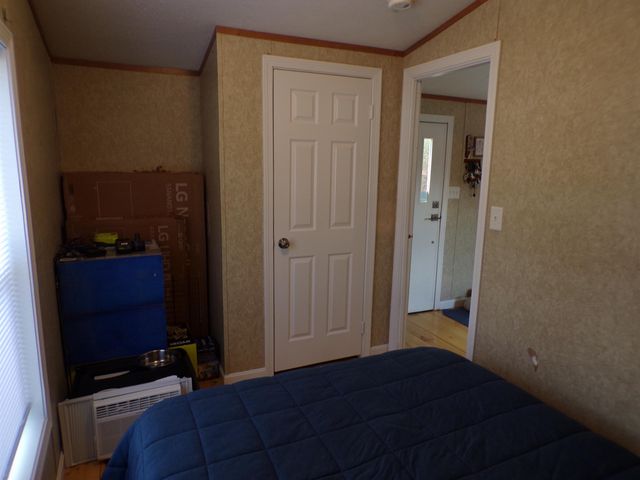 15 Pineland Park Road, Milton, NH 03851