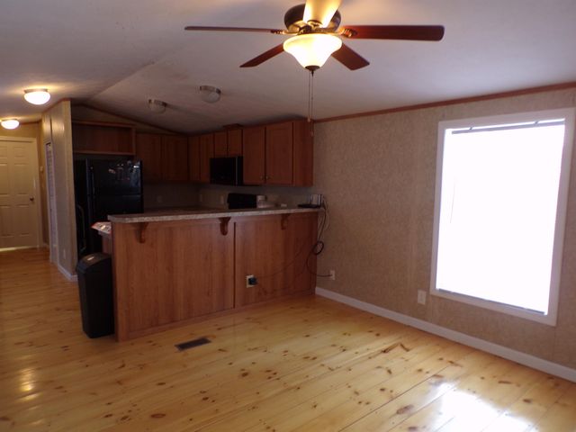 15 Pineland Park Road, Milton, NH 03851