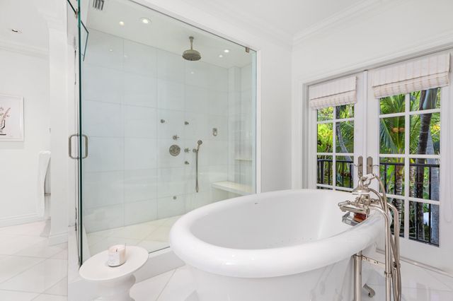 9 Via Vizcaya, Palm Beach, FL 33480