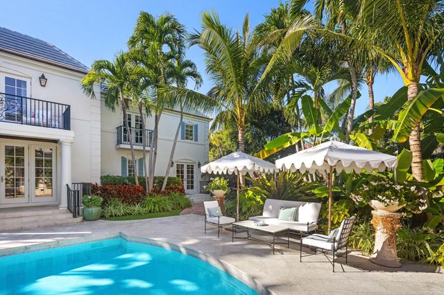 9 Via Vizcaya, Palm Beach, FL 33480