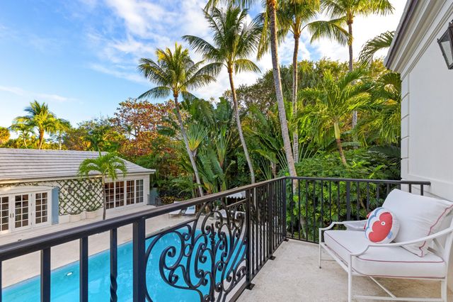 9 Via Vizcaya, Palm Beach, FL 33480