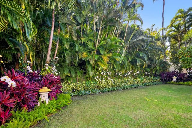 9 Via Vizcaya, Palm Beach, FL 33480