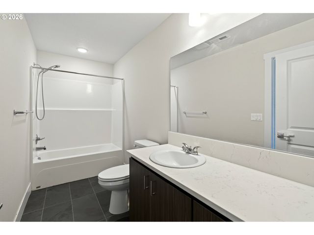 5394 Se 136TH Ave, Portland, OR 97236
