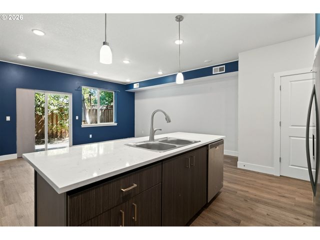 5394 Se 136TH Ave, Portland, OR 97236