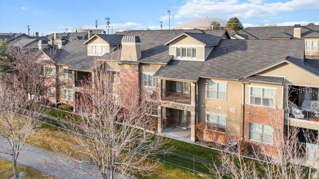 3127 W BALD MOUNTAIN DR, Taylorsville, UT 84129