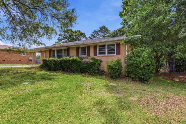 123 Tucker Rd, Spartanburg, SC 29306