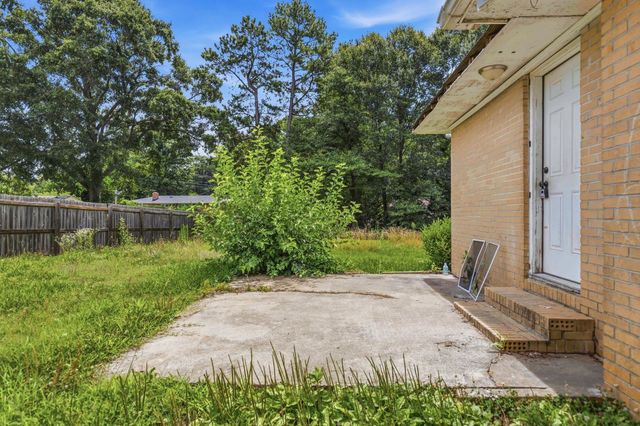 123 Tucker Rd, Spartanburg, SC 29306