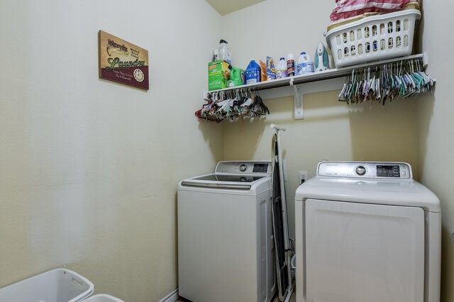 714 Carolyn T Hunt Drive, Cedar Hill, TX 75104