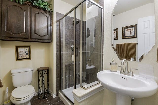 714 Carolyn T Hunt Drive, Cedar Hill, TX 75104