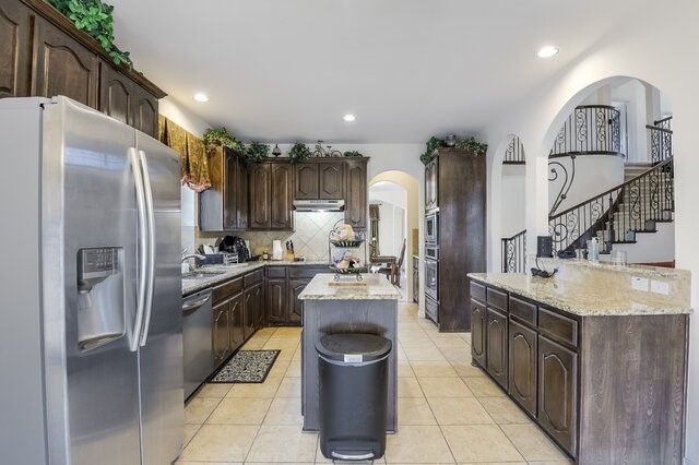 714 Carolyn T Hunt Drive, Cedar Hill, TX 75104