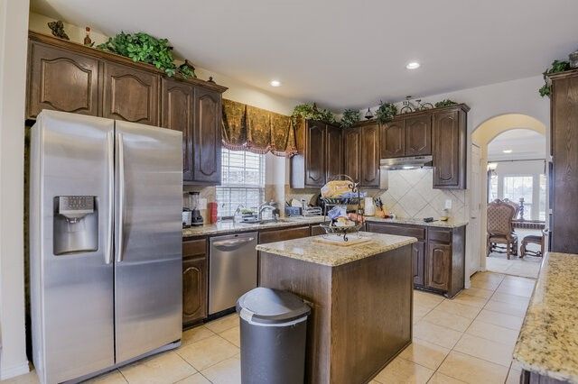 714 Carolyn T Hunt Drive, Cedar Hill, TX 75104