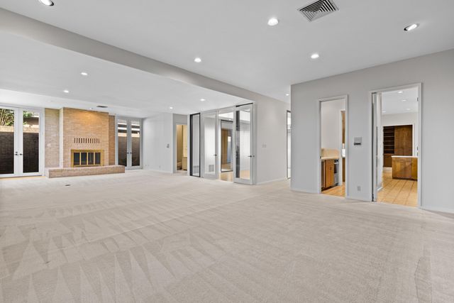 30 Palisades Blvd, Longview, TX 75605