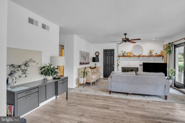 2242 SCOTLAND ROAD, Chambersburg, PA 17201