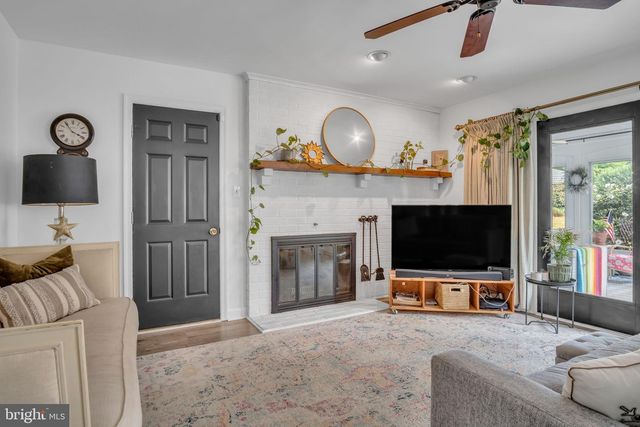 2242 SCOTLAND ROAD, Chambersburg, PA 17201