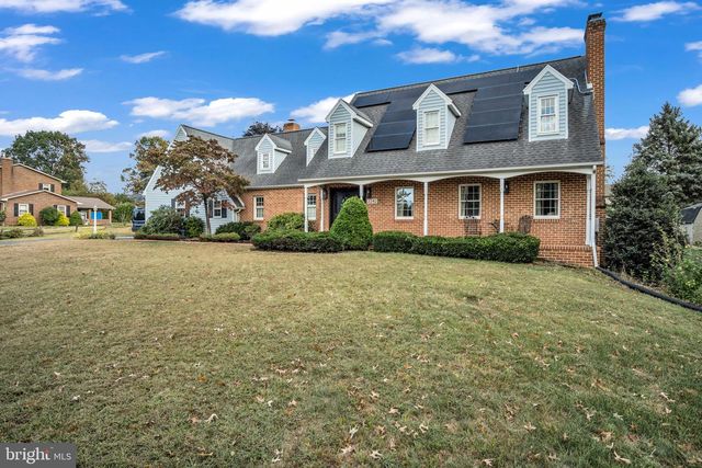 2242 SCOTLAND ROAD, Chambersburg, PA 17201