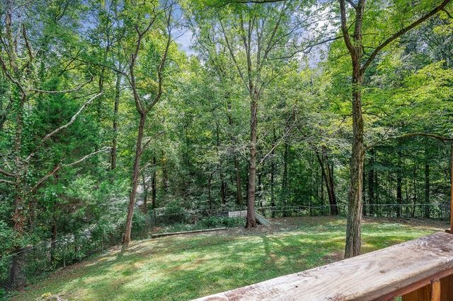 135 Young Mill Ln, Cookeville, TN 38501