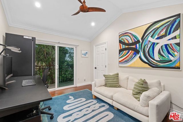 1568 S Point View Street, Los Angeles, CA 90035