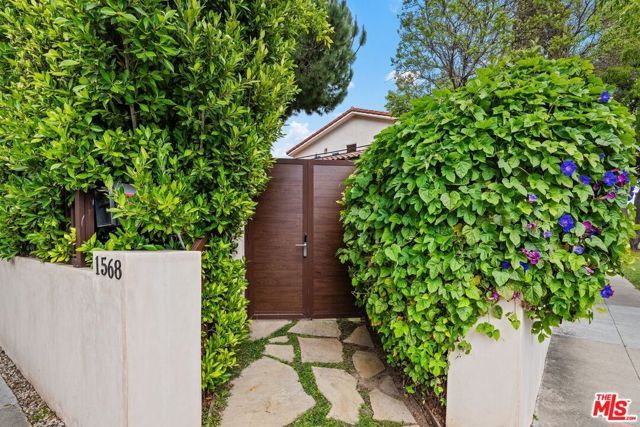 1568 S Point View Street, Los Angeles, CA 90035