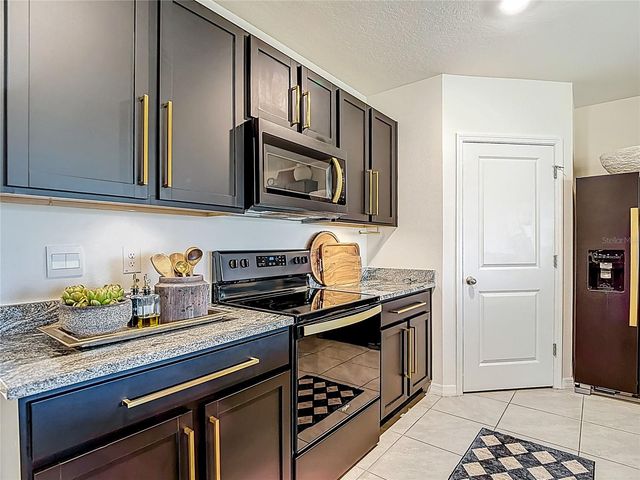 10926 QUAIL GROVE WAY, San Antonio, FL 33576