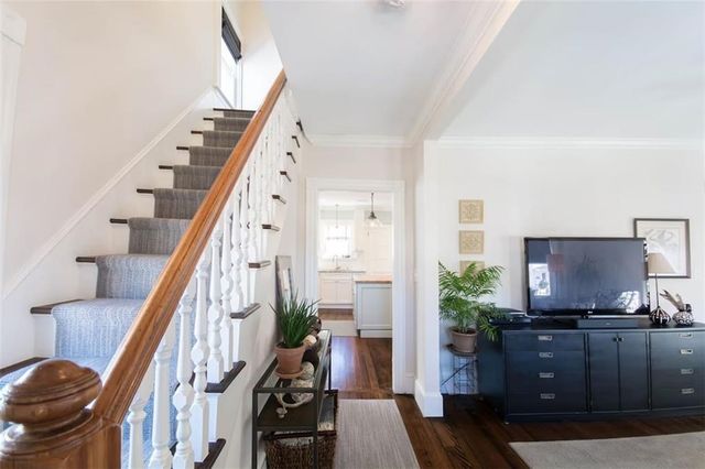 16 Carroll Avenue, Newport, RI 02840