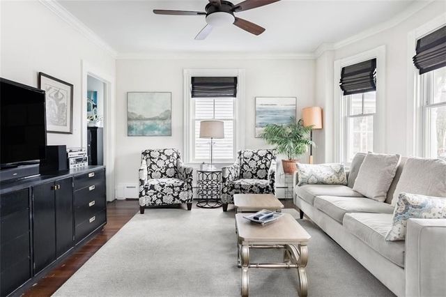 16 Carroll Avenue, Newport, RI 02840