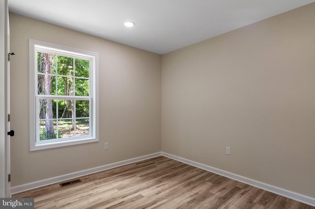358 DAWN LN, Harpers Ferry, WV 25425