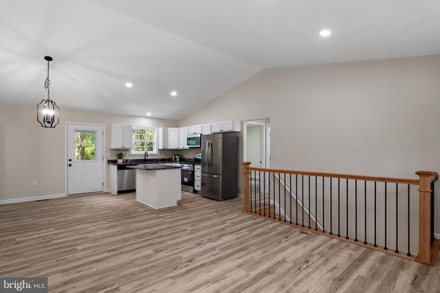 358 DAWN LN, Harpers Ferry, WV 25425