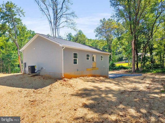 358 DAWN LN, Harpers Ferry, WV 25425