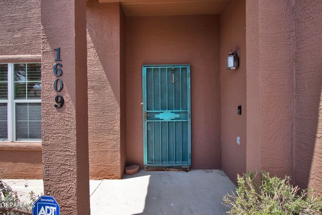 1609 JOLLA DEL SOL Court, El Paso, TX 79911