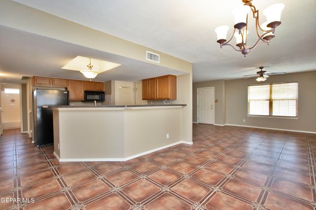 1609 JOLLA DEL SOL Court, El Paso, TX 79911
