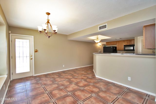 1609 JOLLA DEL SOL Court, El Paso, TX 79911