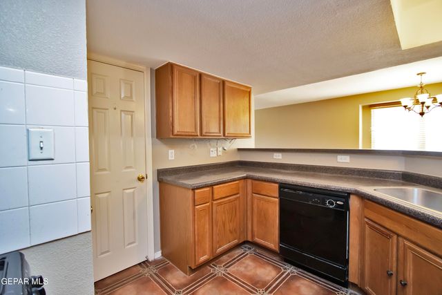 1609 JOLLA DEL SOL Court, El Paso, TX 79911
