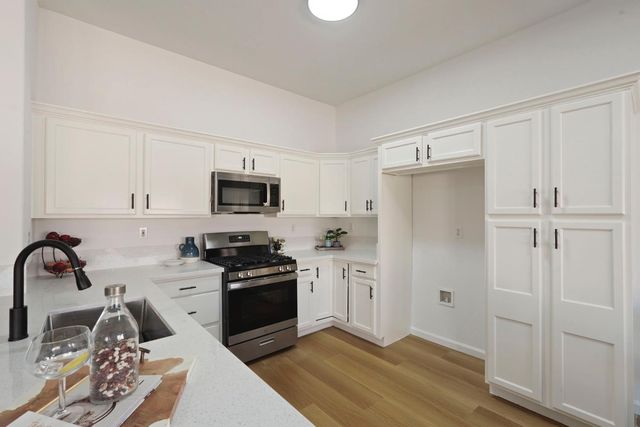 9426 Snow Creek Cir, Stockton, CA 95212