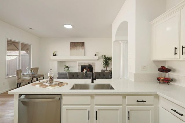 9426 Snow Creek Cir, Stockton, CA 95212