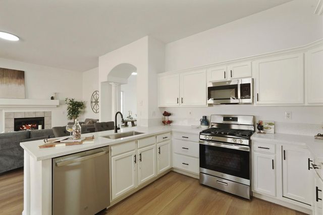 9426 Snow Creek Cir, Stockton, CA 95212