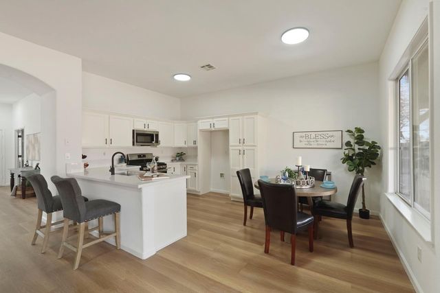 9426 Snow Creek Cir, Stockton, CA 95212