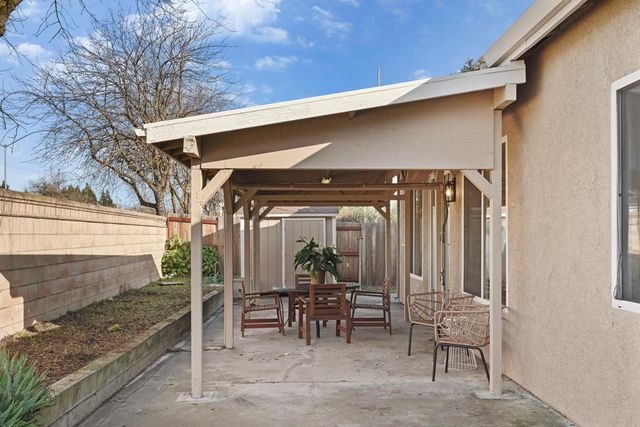 9426 Snow Creek Cir, Stockton, CA 95212