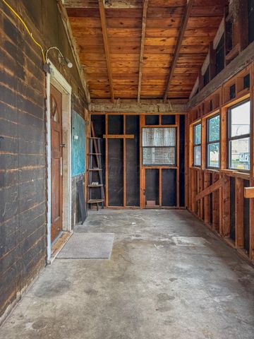 107 W Grand Street, Borger, TX 79007