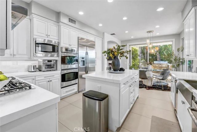 7325 Rutherford Hill Drive, West Hills, CA 91307