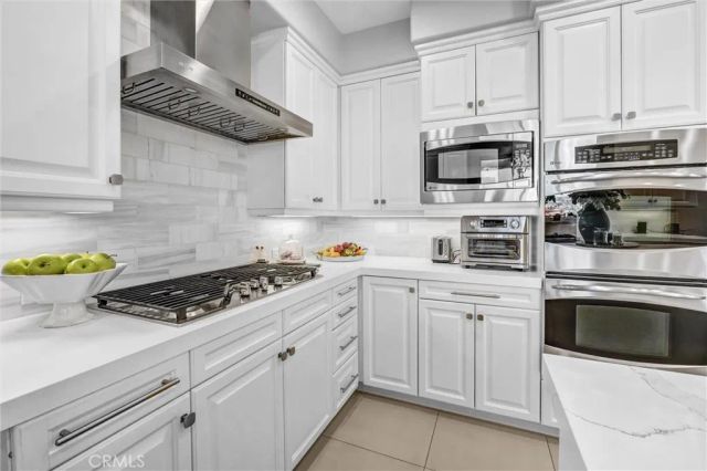 7325 Rutherford Hill Drive, West Hills, CA 91307