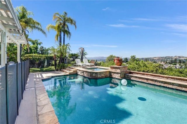 7325 Rutherford Hill Drive, West Hills, CA 91307